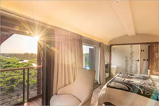 Kruger Shalati - The Train on the Bridge