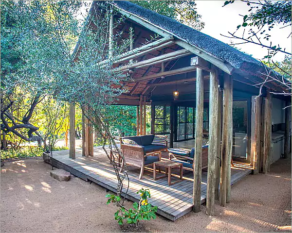 Bateleur Safari Lodge, An Eco Lodge in the Timbavati Game Reserve Bateleur Safari Lodge